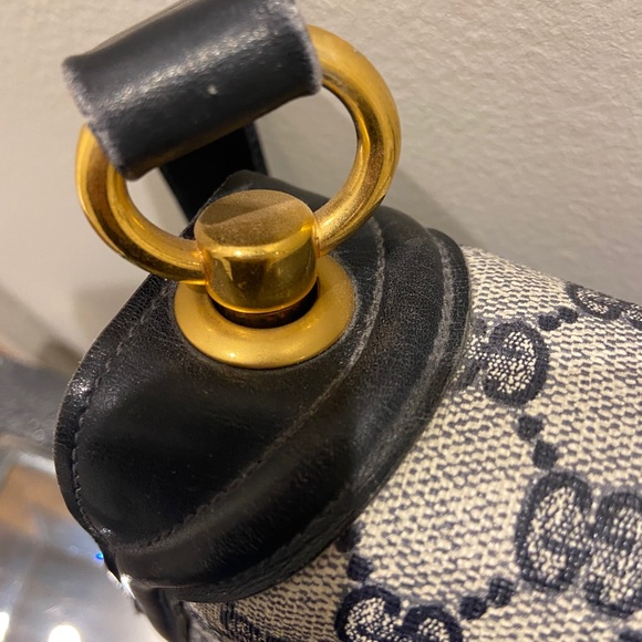 Vintage Gucci Shoulder Bag - Picture 5 of 12